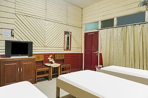 OYO 91833 Hotel Anggrek Daqu Syariah Kapuas