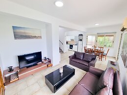 Sunnyside Pool Villa