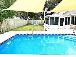 Backyard Breeze 3 Bedroom Home by Redawning