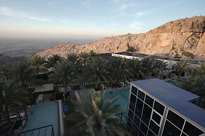 Alberni Jabal Hafeet Hotel