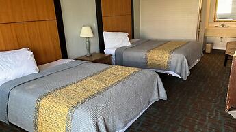 Apm Inn and Suite