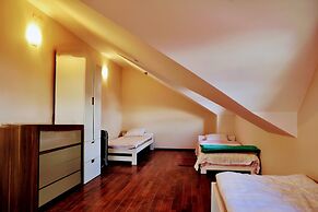 Hostel Villa Krasnowolska Self Check-In