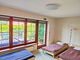Hostel Villa Krasnowolska Self Check-In