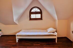 Hostel Villa Krasnowolska Self Check-In