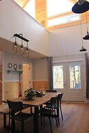 Avonlea Forest Hill Cottages