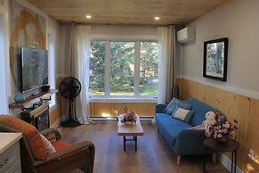 Avonlea Forest Hill Cottages