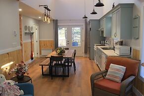 Avonlea Forest Hill Cottages