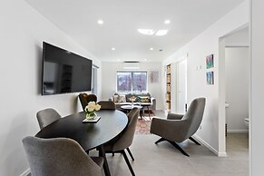 The Perfect City Pad - WiFi - Netflix
