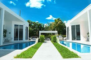 Men Only Clothing Optional Guesthouse near Wilton Manors