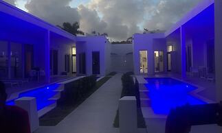 Men Only Clothing Optional Guesthouse near Wilton Manors