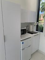 Men Only Clothing Optional Guesthouse near Wilton Manors