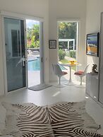 Men Only Clothing Optional Guesthouse near Wilton Manors