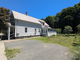 Blooming Inn