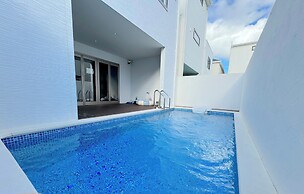 Grandioso Okinawa Pool Villa Onna 7