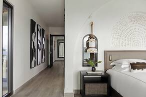 Kimpton Grand Roatan Resort And Spa by IHG