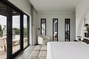 Kimpton Grand Roatan Resort And Spa by IHG