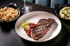 Kimpton Grand Roatan Resort And Spa by IHG