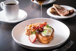 Kimpton Grand Roatan Resort And Spa by IHG