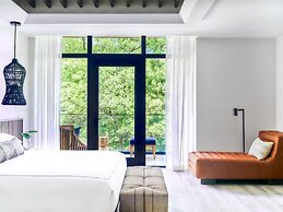 Kimpton Grand Roatan Resort And Spa by IHG