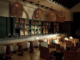 Kimpton Grand Roatan Resort And Spa by IHG