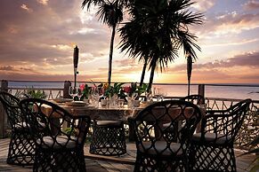 Kimpton Grand Roatan Resort And Spa by IHG
