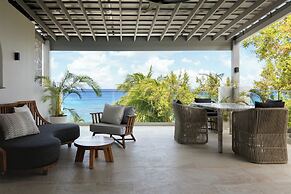 Kimpton Grand Roatan Resort And Spa by IHG
