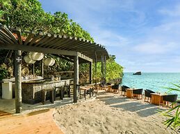 Kimpton Grand Roatan Resort And Spa by IHG