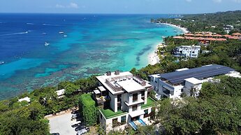 Kimpton Grand Roatan Resort And Spa by IHG