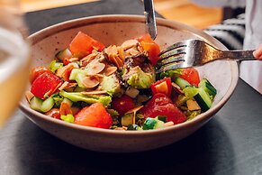 Kimpton Grand Roatan Resort And Spa by IHG