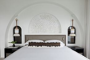 Kimpton Grand Roatan Resort And Spa by IHG
