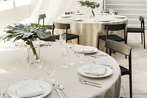 Kimpton Grand Roatan Resort And Spa by IHG