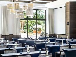 Kimpton Grand Roatan Resort And Spa by IHG