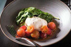 Kimpton Grand Roatan Resort And Spa by IHG