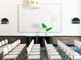 Kimpton Grand Roatan Resort And Spa by IHG