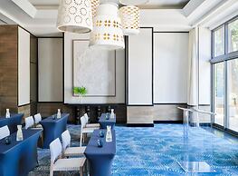 Kimpton Grand Roatan Resort And Spa by IHG