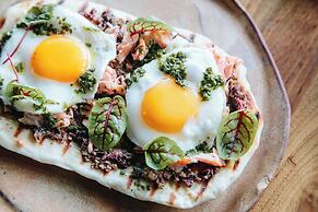 Kimpton Grand Roatan Resort And Spa by IHG