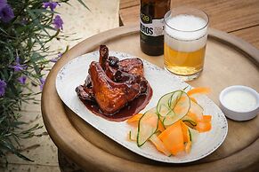 Kimpton Grand Roatan Resort And Spa by IHG