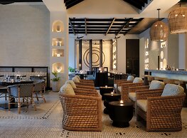 Kimpton Grand Roatan Resort And Spa by IHG