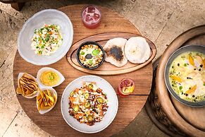 Kimpton Grand Roatan Resort And Spa by IHG