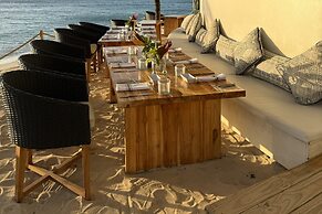 Kimpton Grand Roatan Resort And Spa by IHG