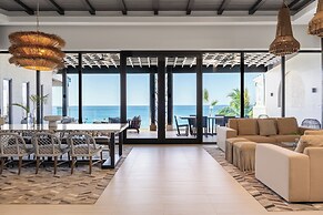 Kimpton Grand Roatan Resort And Spa by IHG
