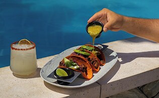 Kimpton Grand Roatan Resort And Spa by IHG