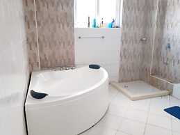 Avenue Apartments Nyali by CHH