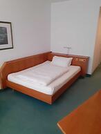 KHGM Kaiserhof Hotel GmbH