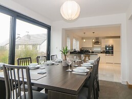 2 White Rock Court