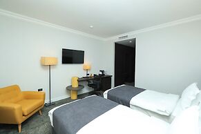 Pine Astoria Hotel