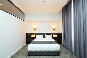 Pine Astoria Hotel