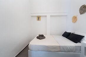 Villa Tholos with Private Jacuzzi