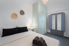 Villa Tholos with Private Jacuzzi