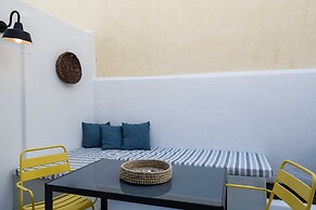 Villa Tholos with Private Jacuzzi